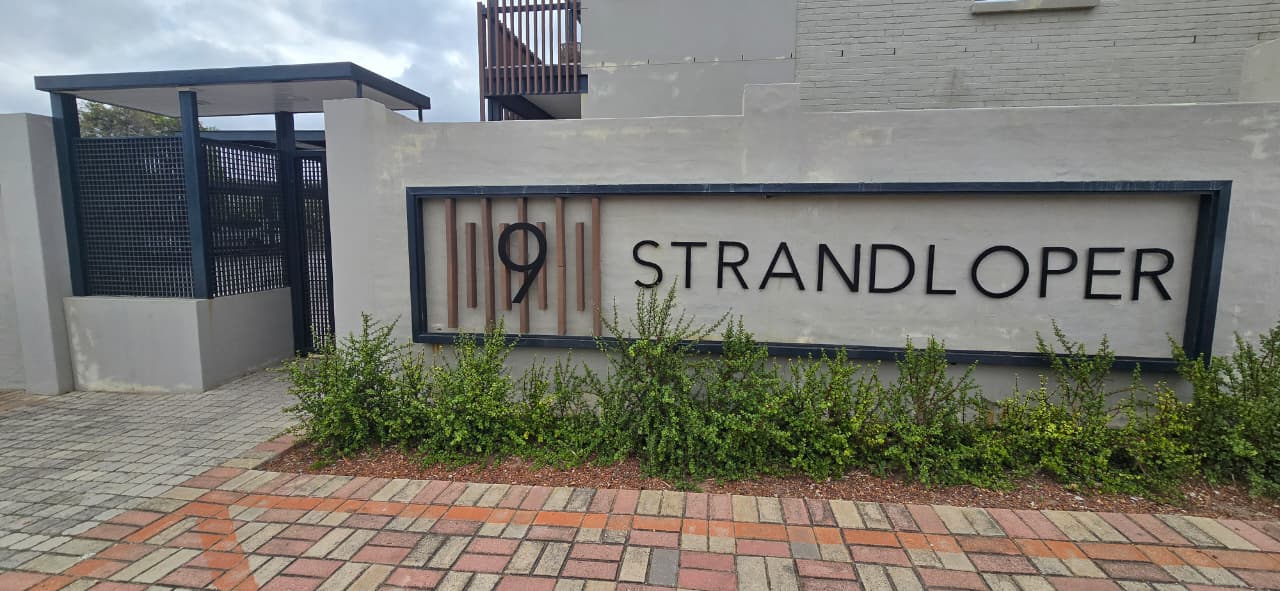3 Bedroom Apartment / Flat for Sale in Hartenbos Central