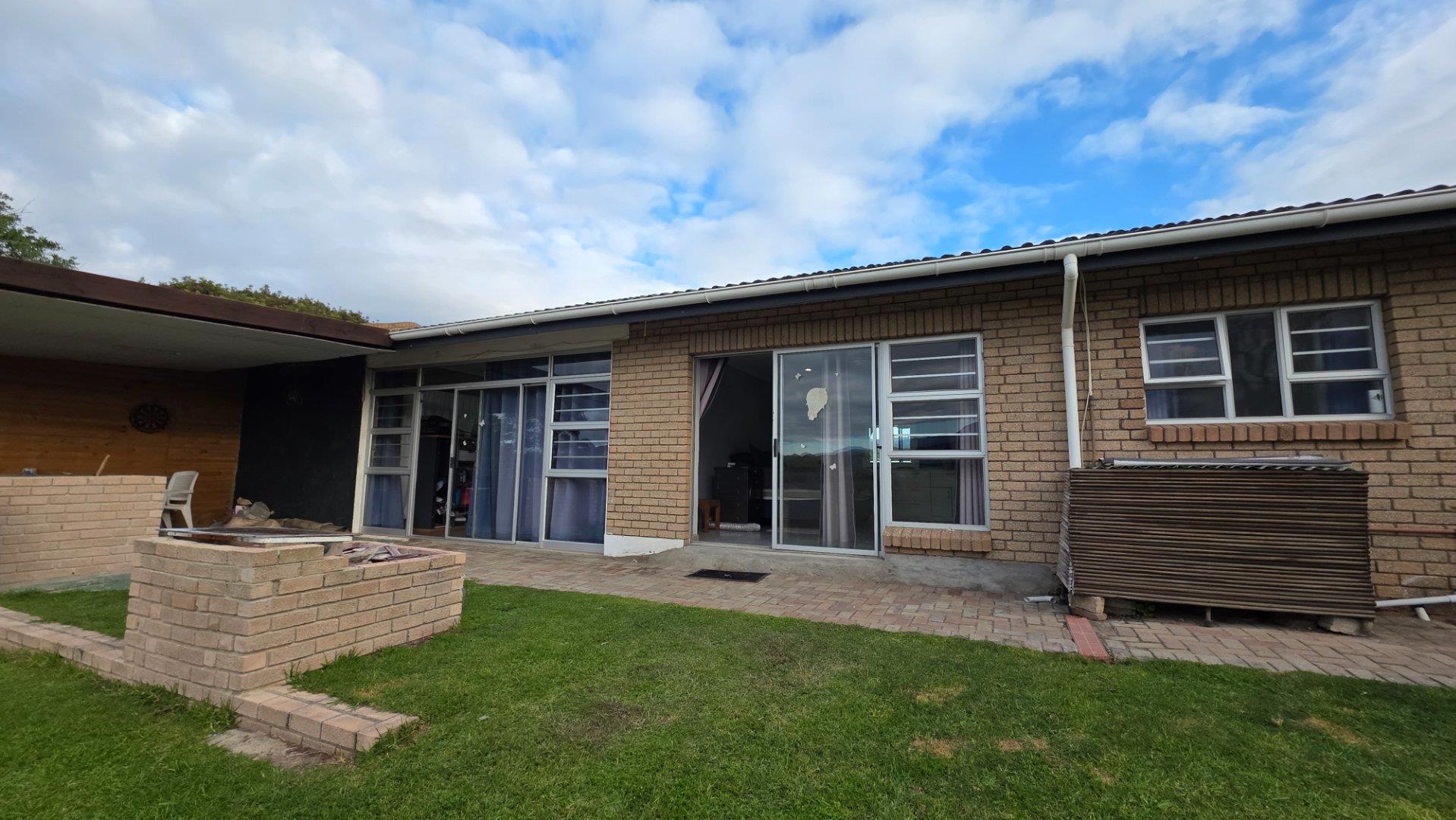 3 Bedroom House for Sale in Riverside