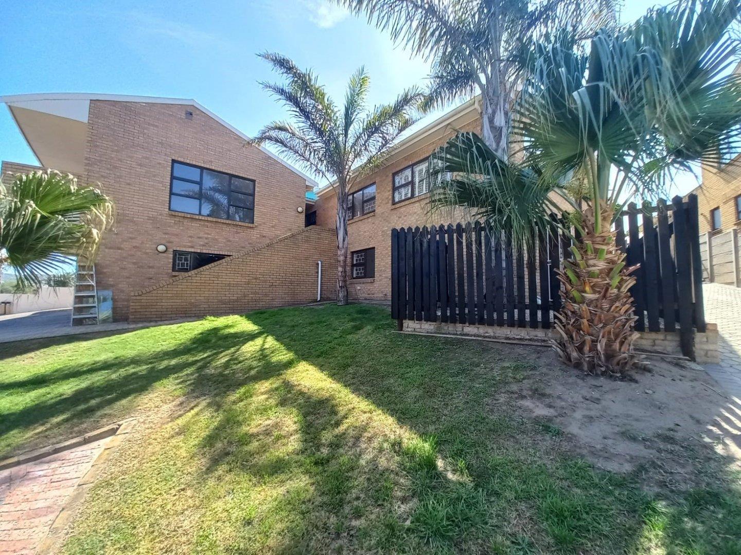 7 Bedroom House for Sale in Bayview