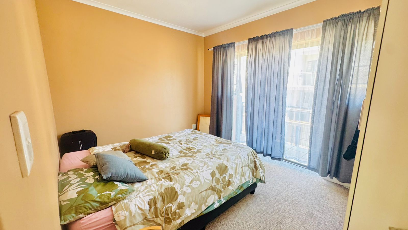 Photo 7 of 2 Bedroom Apartment / Flat for Sale in Hartenbos Central