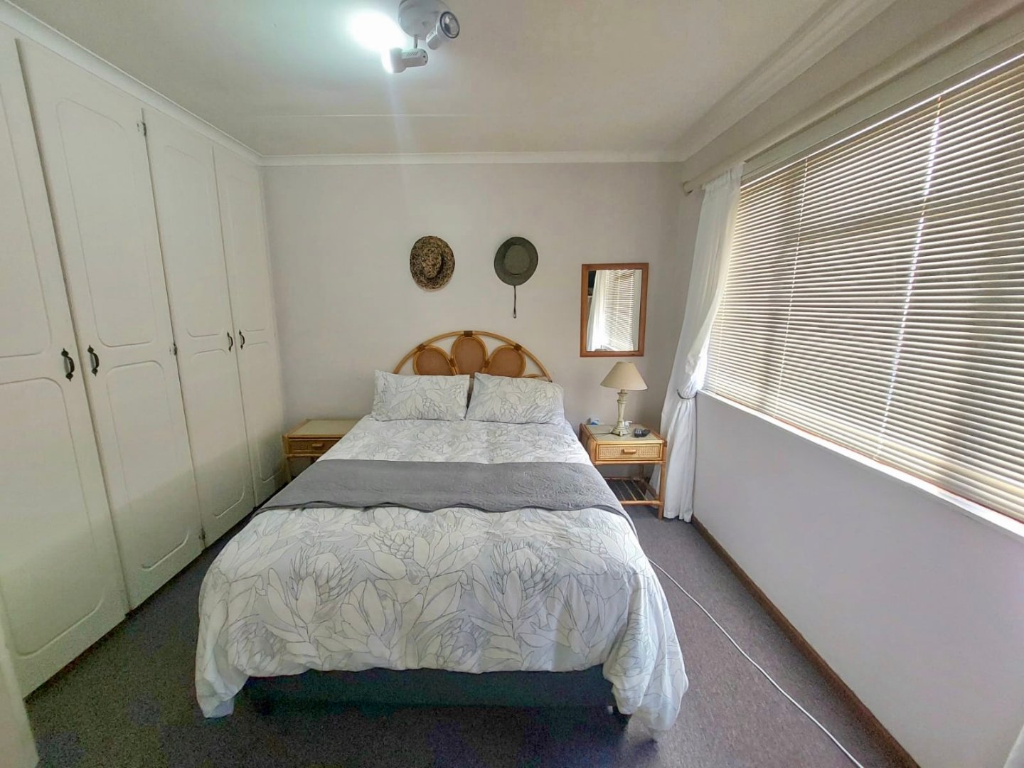 Photo 14 of 3 Bedroom House for Sale in Hartenbos Central