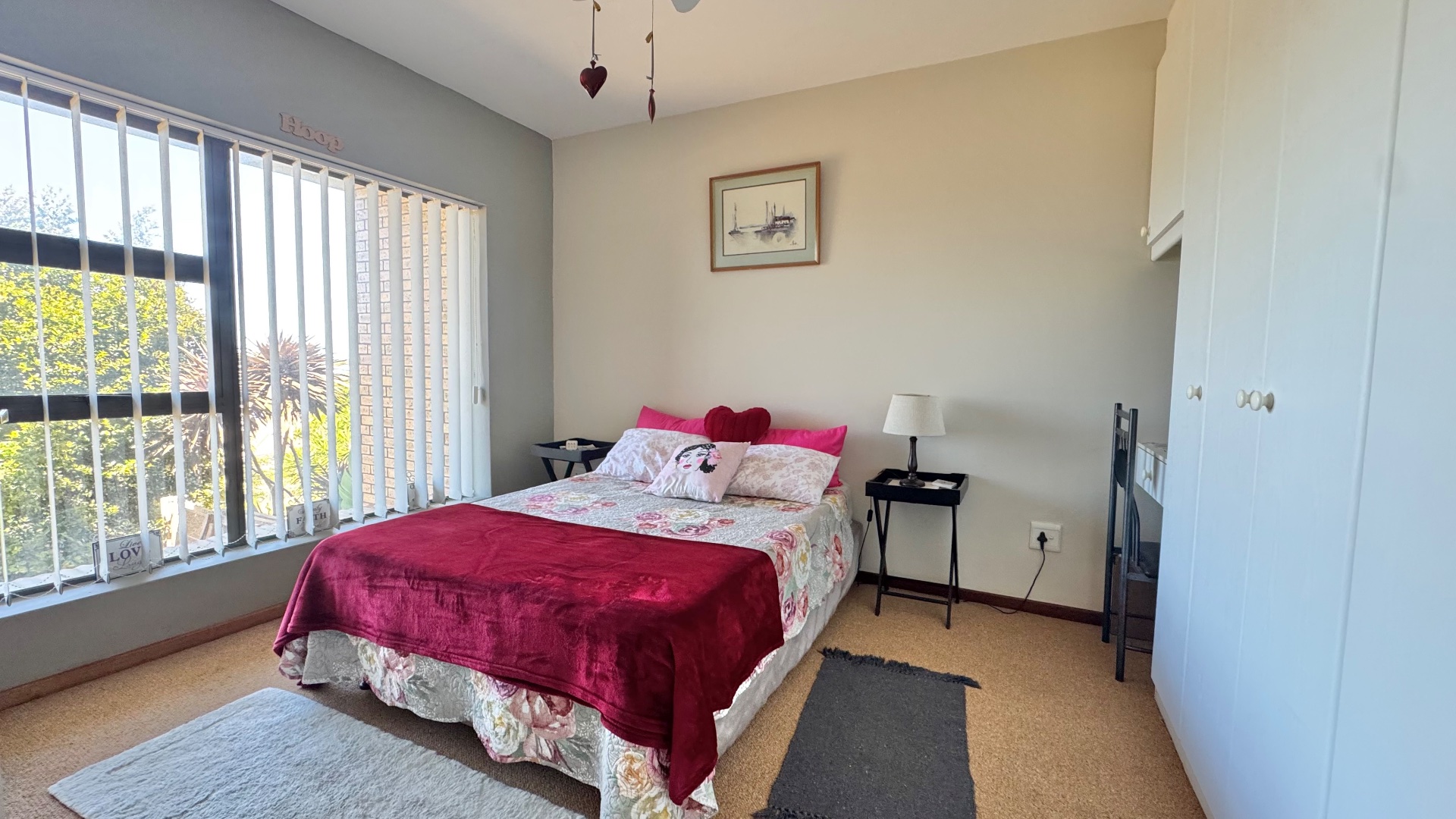 Photo 9 of 3 Bedroom House for Sale in Hartenbos Heuwels