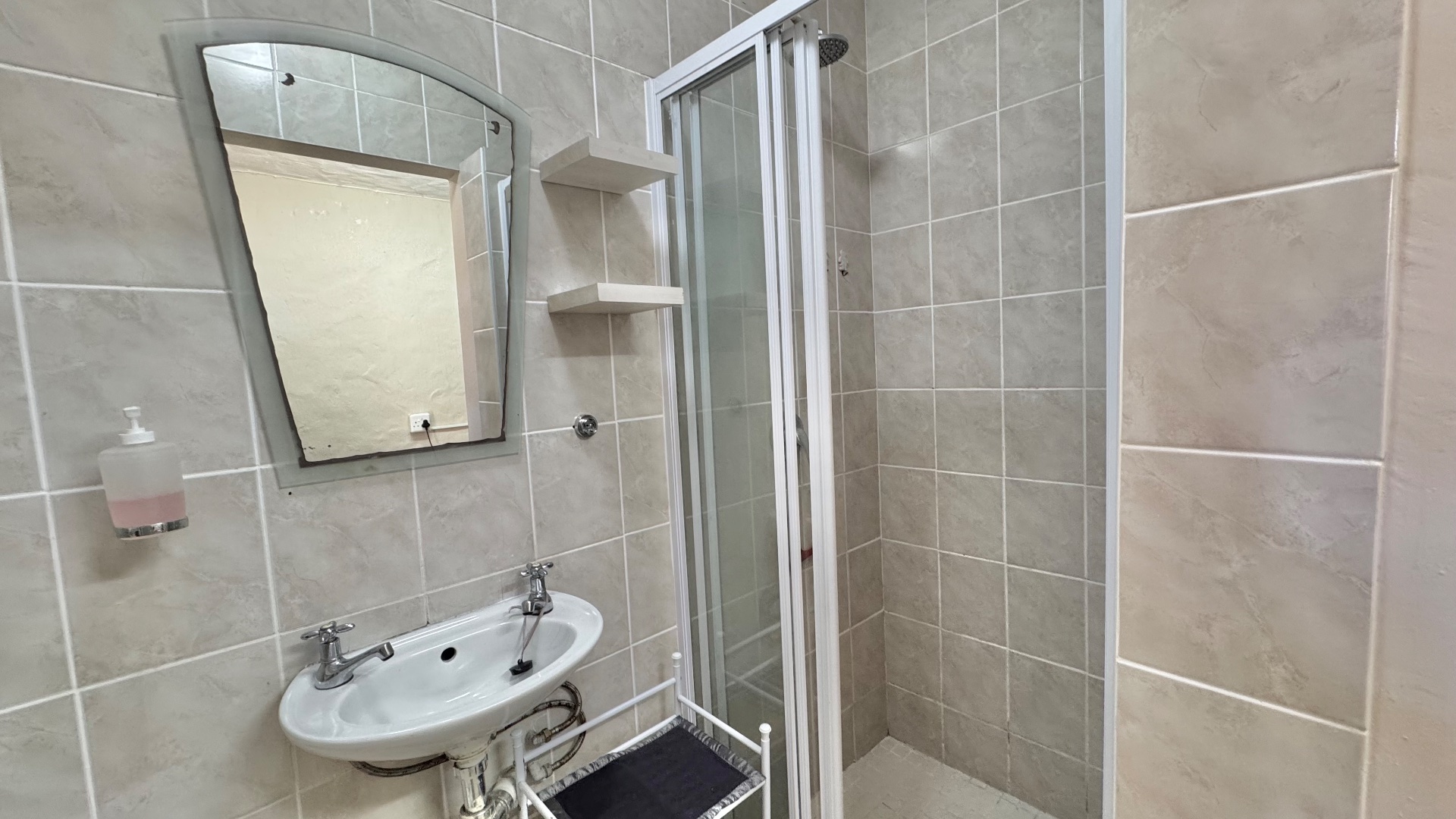 Photo 16 of 3 Bedroom House for Sale in Hartenbos Heuwels