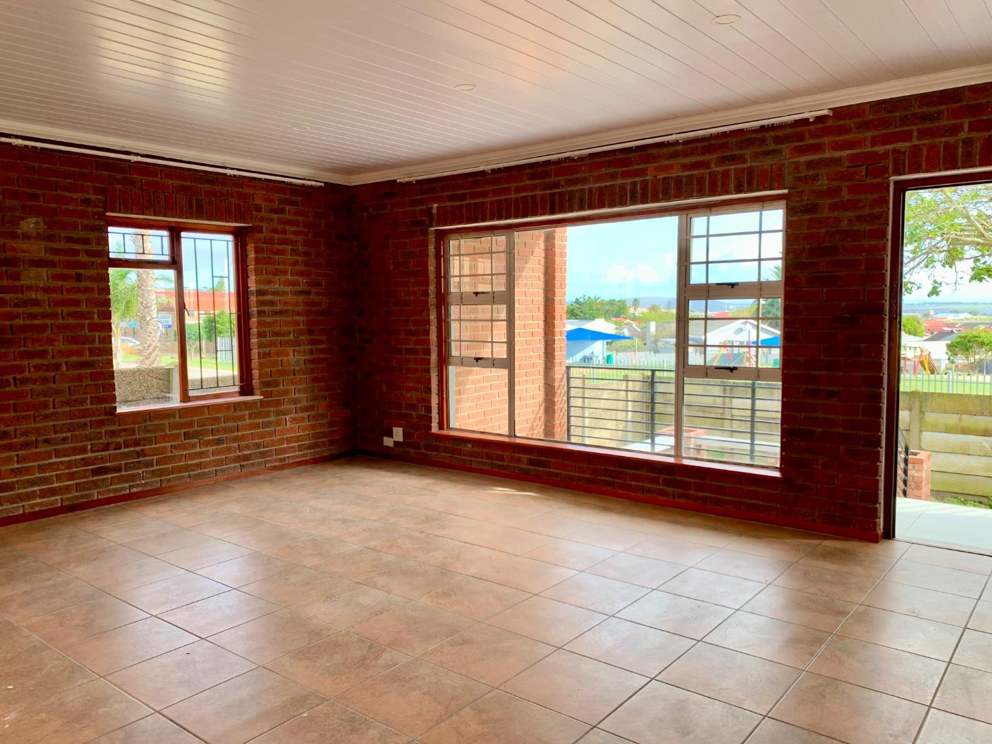 Photo 4 of 3 Bedroom House for Sale in Heiderand