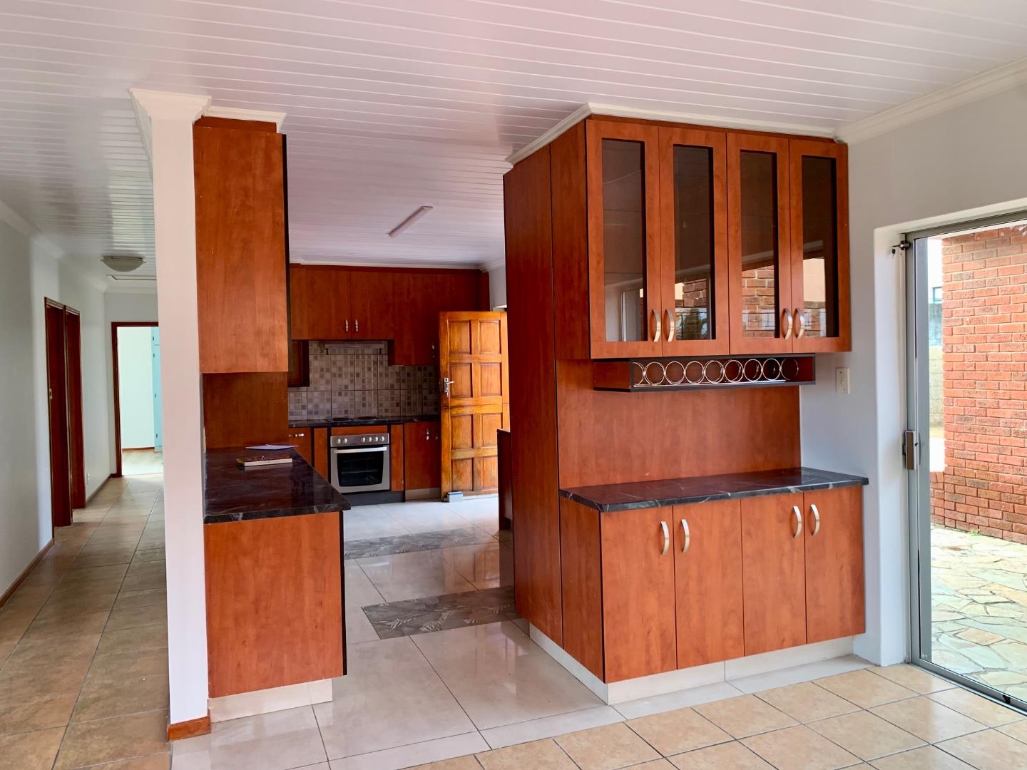 Photo 5 of 3 Bedroom House for Sale in Heiderand