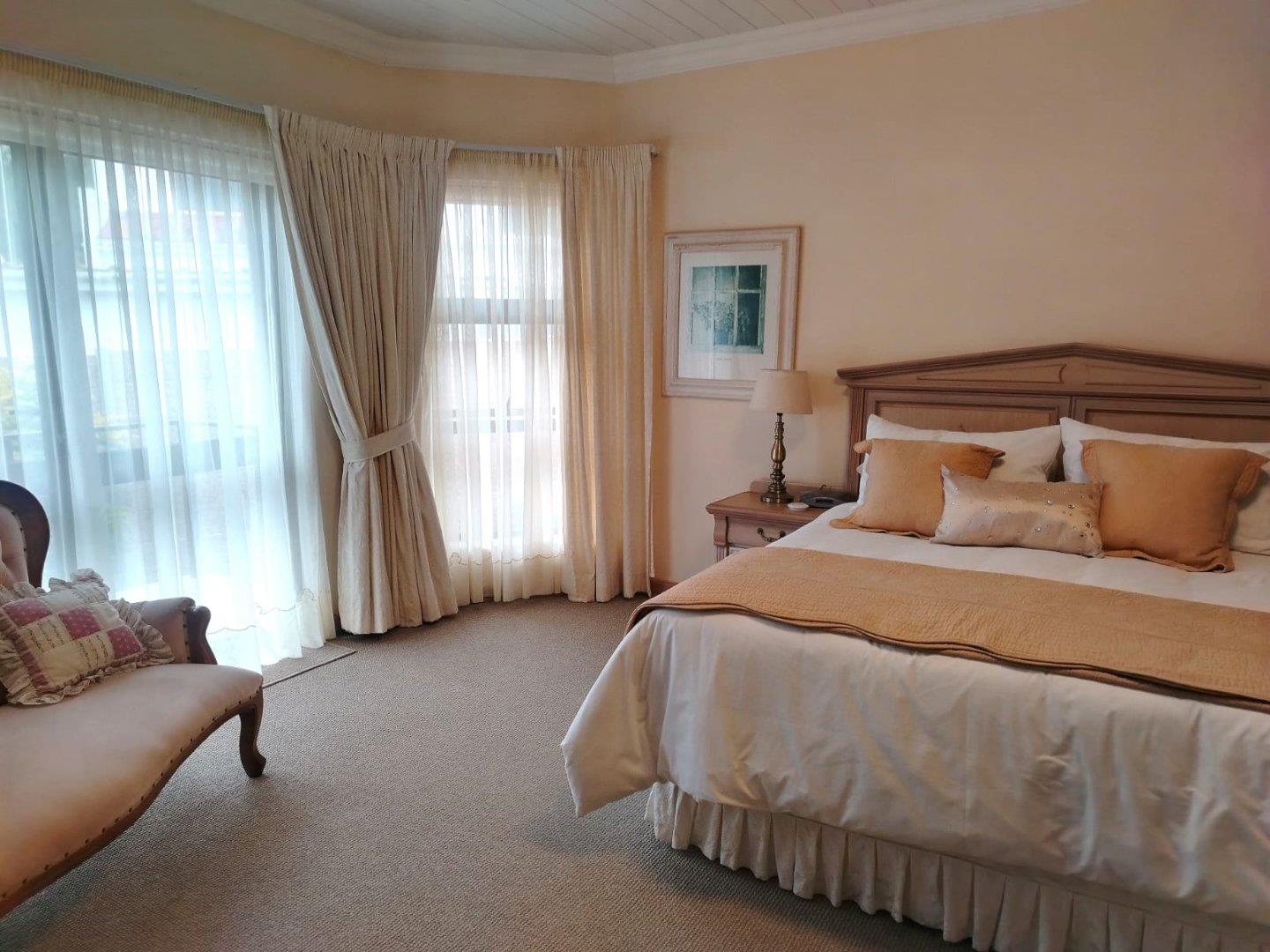 Photo 13 of 3 Bedroom House for Sale in Outeniqua Strand