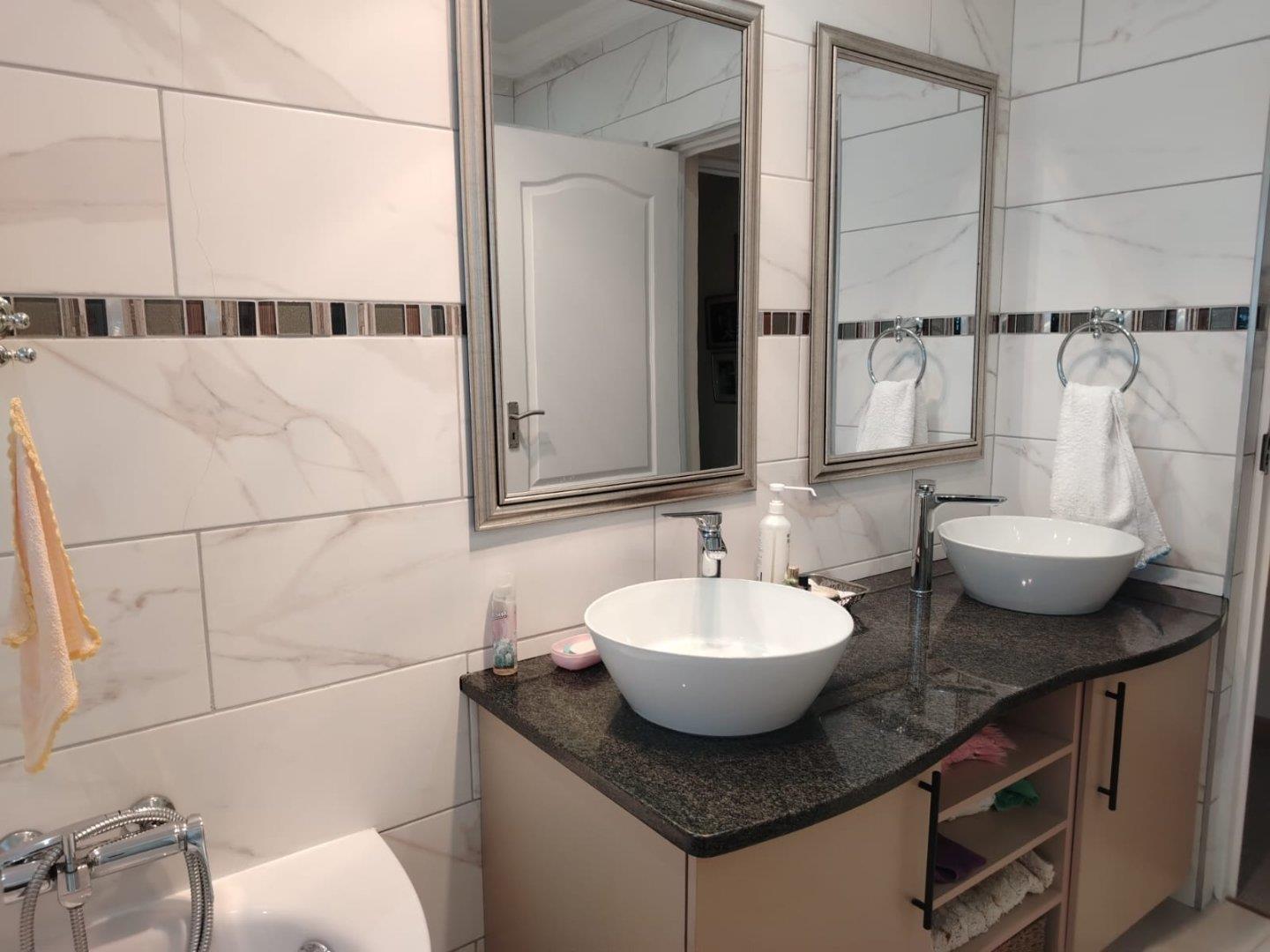 Photo 21 of 3 Bedroom House for Sale in Outeniqua Strand