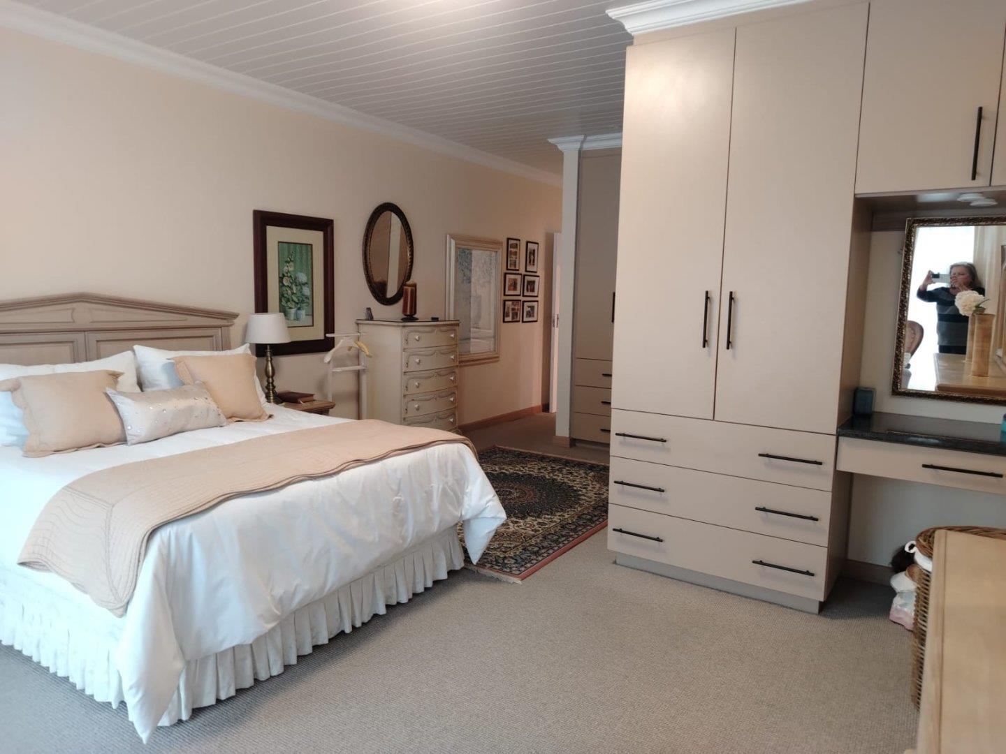 Photo 14 of 3 Bedroom House for Sale in Outeniqua Strand
