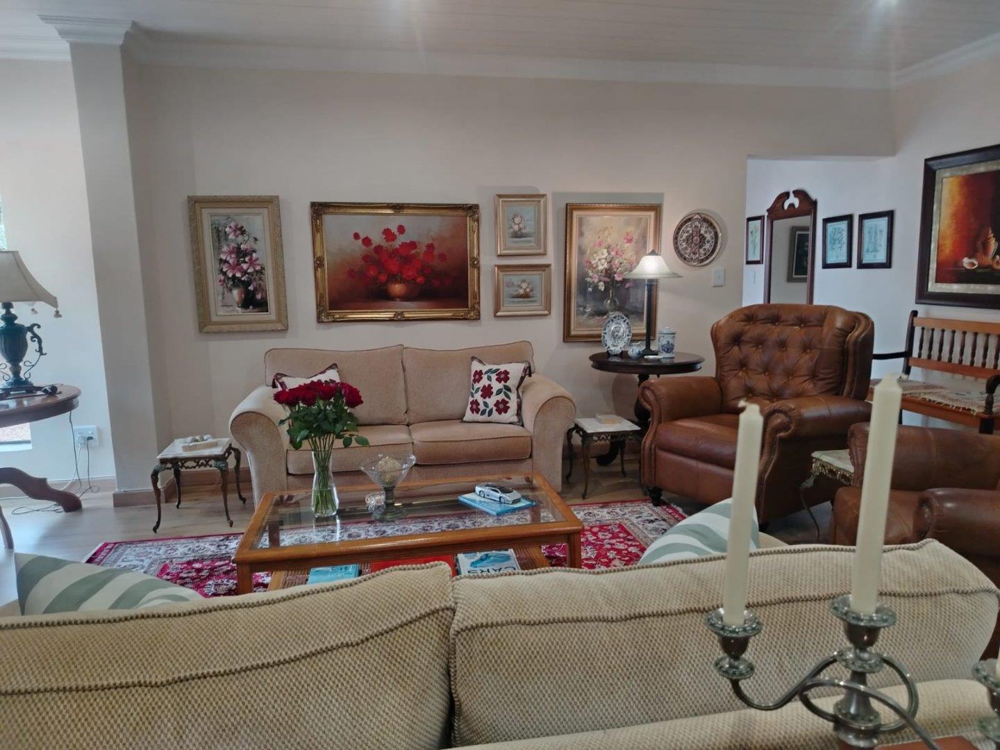 Photo 3 of 3 Bedroom House for Sale in Outeniqua Strand