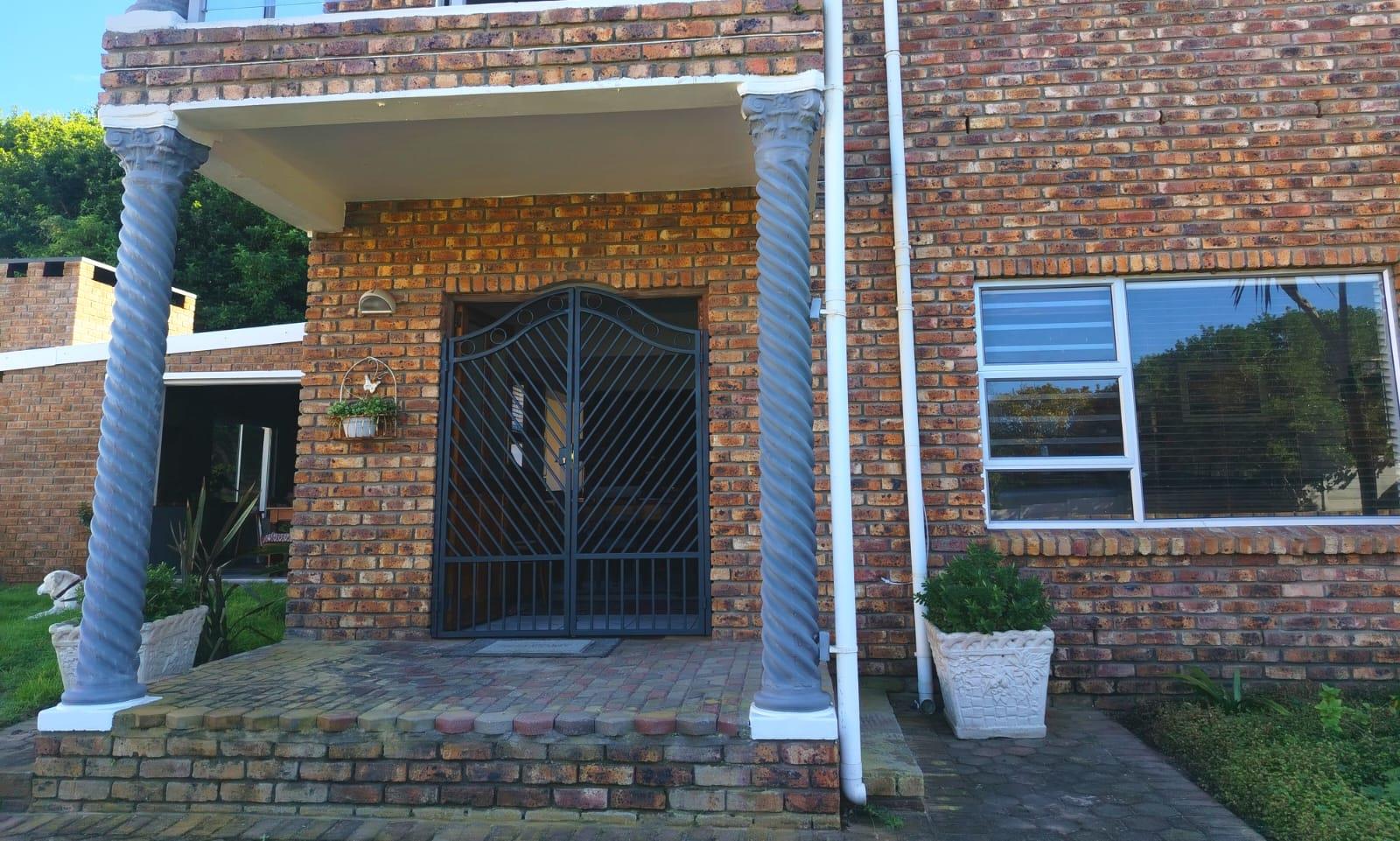 Photo 5 of 3 Bedroom House for Sale in Pienaarstrand