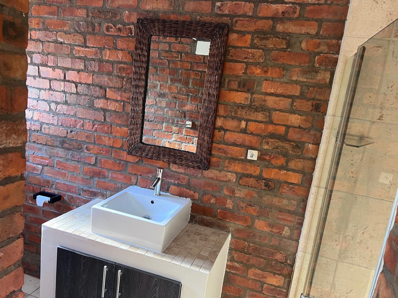 Photo 31 of 3 Bedroom House for Sale in Reebok