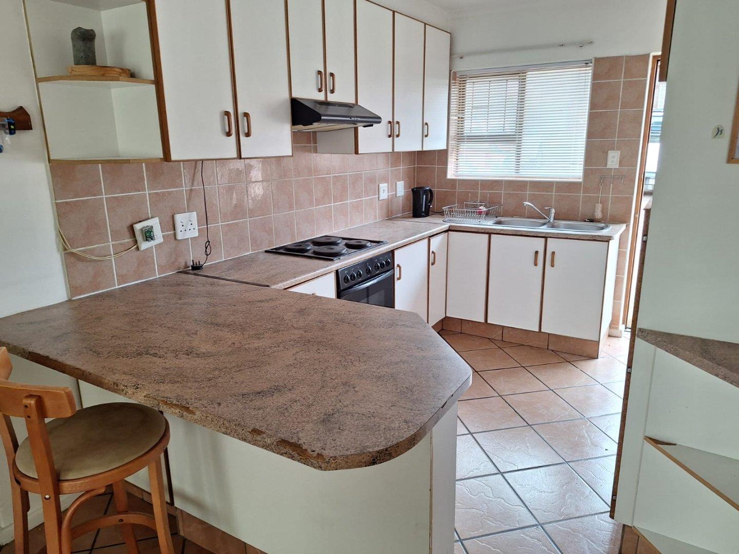 Photo 3 of 3 Bedroom Townhouse for Sale in Heiderand