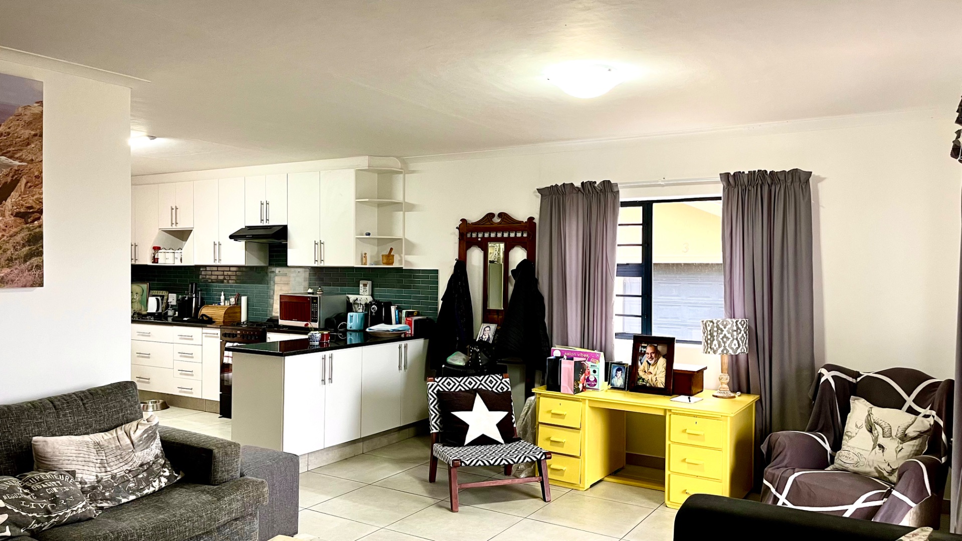 Photo 2 of 3 Bedroom Townhouse for Sale in Mossel Bay Central