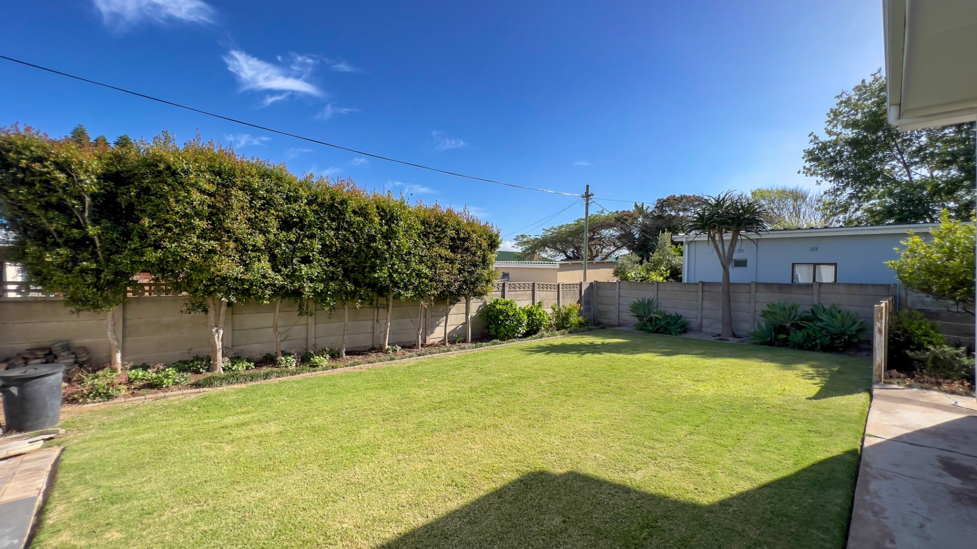 Photo 34 of 4 Bedroom House for Sale in Hartenbos Central