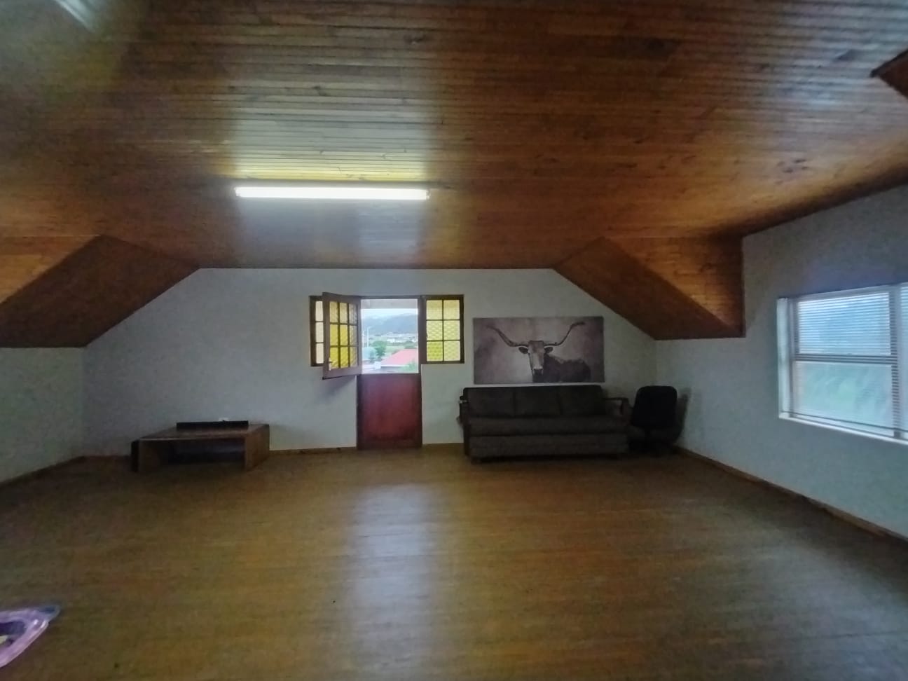 Photo 4 of 4 Bedroom House for Sale in Hartenbos Central