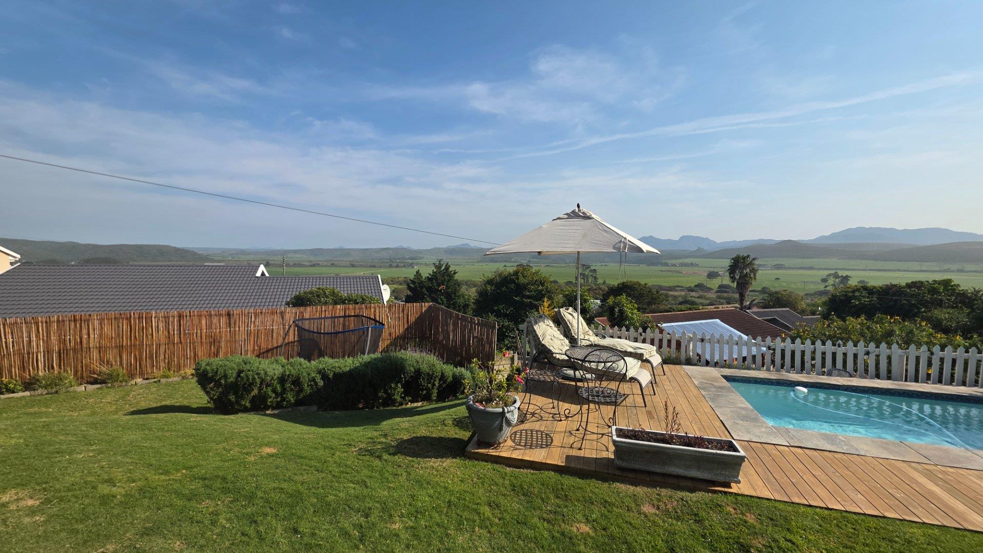 Photo 60 of 5 Bedroom House for Sale in Fraaiuitsig