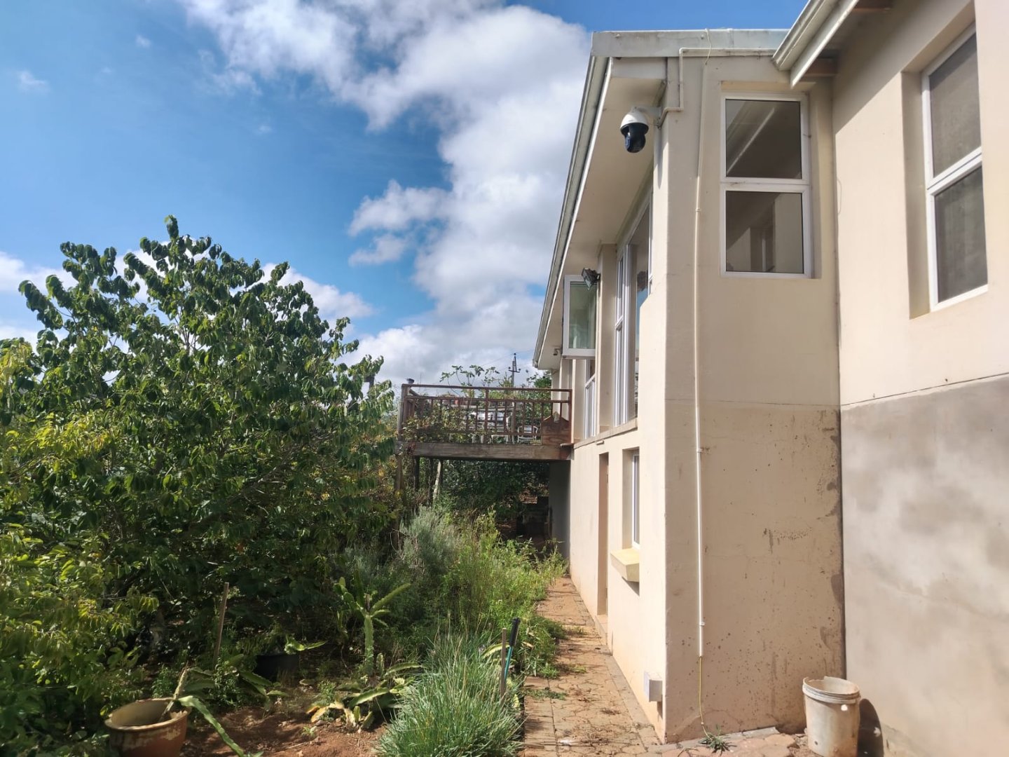Photo 7 of 5 Bedroom House for Sale in Leeukloof