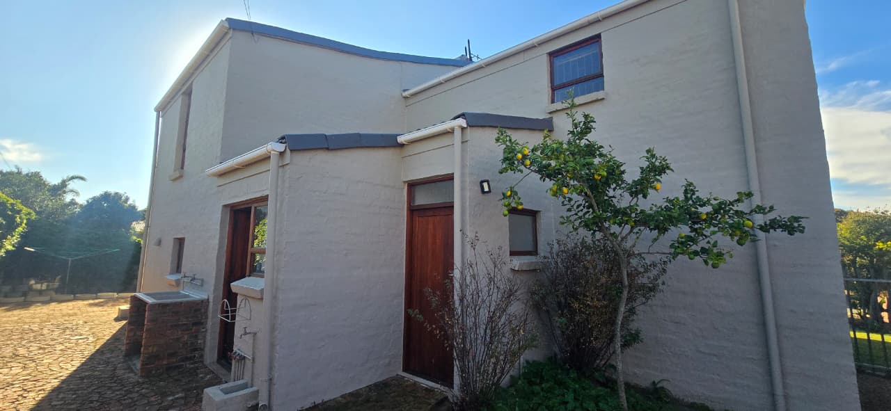Photo 16 of 6 Bedroom House for Sale in Bayview