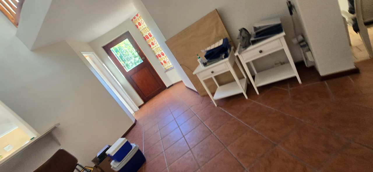 Photo 14 of 6 Bedroom House for Sale in Bayview
