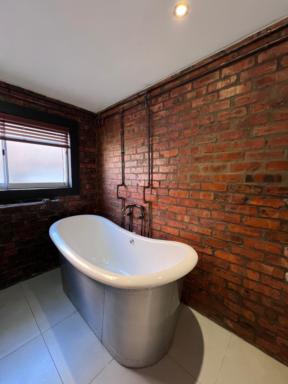 Photo 46 of 6 Bedroom House for Sale in Bayview