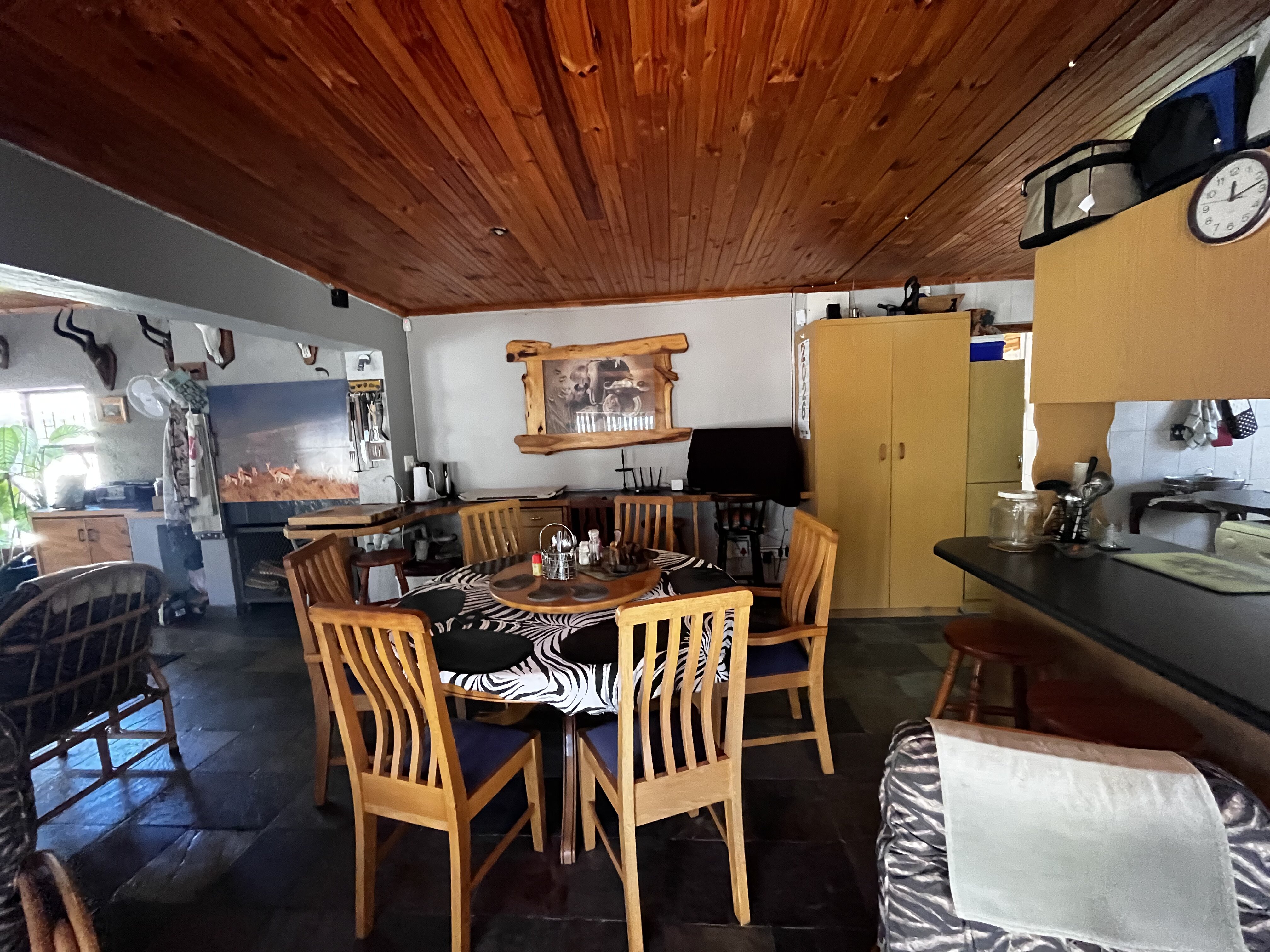 Photo 54 of 6 Bedroom House for Sale in Hartenbos Central