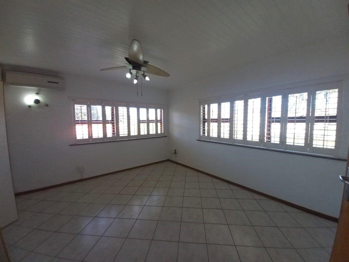 Photo 21 of 7 Bedroom House for Sale in Bayview