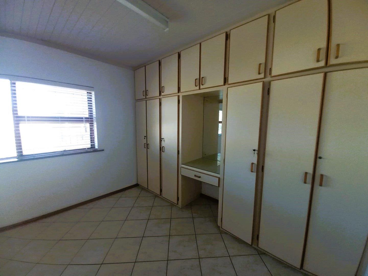 Photo 19 of 7 Bedroom House for Sale in Bayview