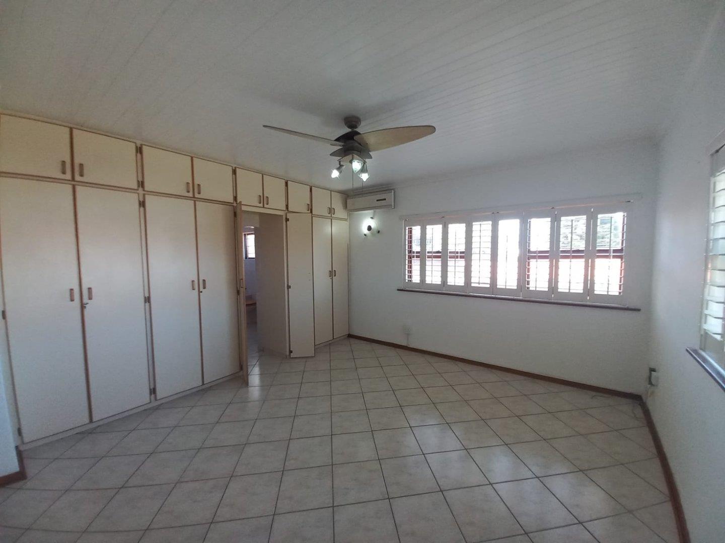 Photo 22 of 7 Bedroom House for Sale in Bayview
