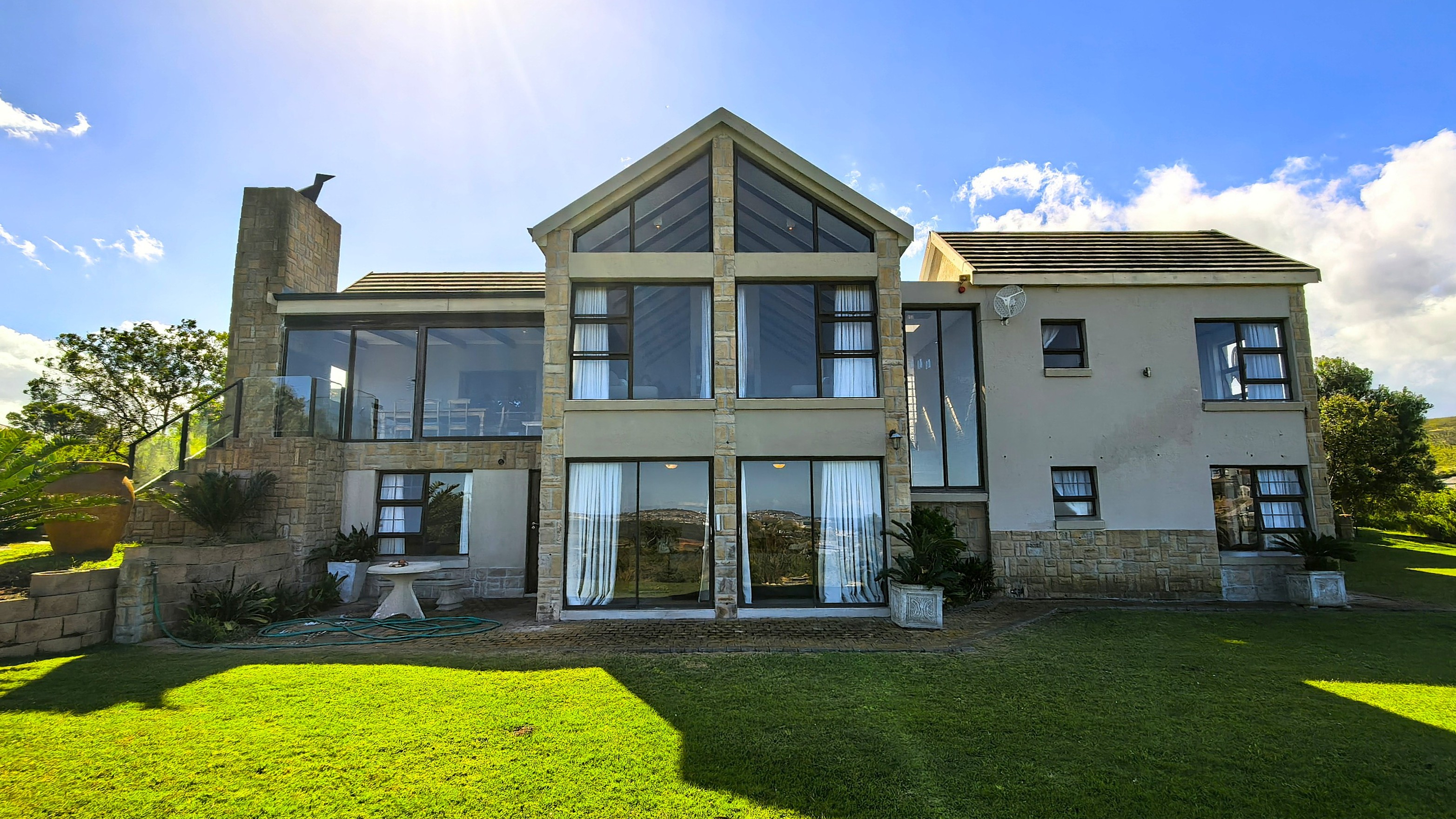 Photo 3 of Family Home in Num Num Estate