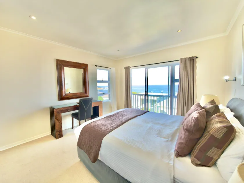 Photo 8 of Stylish Three-Bedroom Home with Ocean Views in Pinnacle Point Golf Estate
